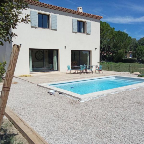 Bastide récente 6personnes avec piscine sur Aix en Provence